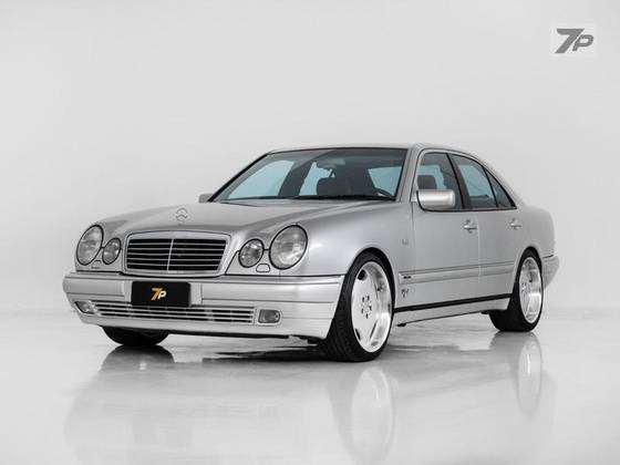 MERCEDES-BENZ E 420 4.2 AVANTGARDE V8 GASOLINA 4P AUTOMÁTICO